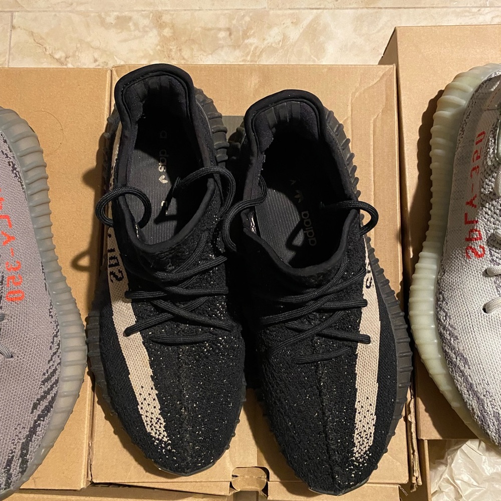 Yeezy 350 v2 Oreo